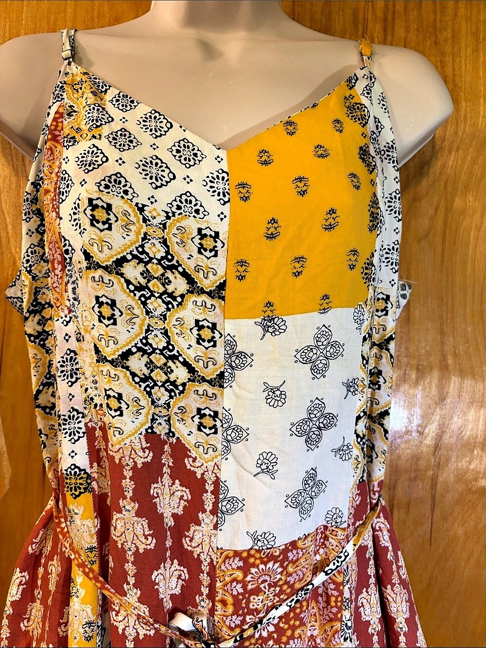 Jumpsuit,M/L sleeveless Color Block Wide-Leg Jumpsuit in multi colors, cute - Picture 3 of 12